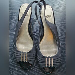 Impo "Rina" Black Slingback Wedge Peep Toe Sandals w/Silver Accents Women's Sz 7